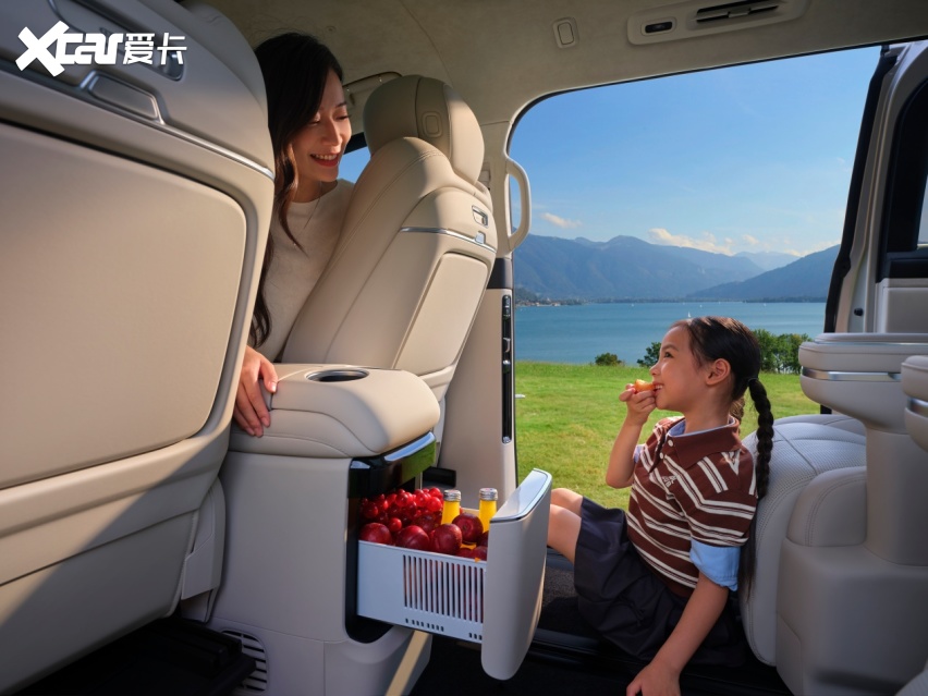 大家的MPV吉利银河V900上市限时指导价2698万元起(图2) 大家的MPV吉利银河V900上市限时指导价2698万元起(图2)