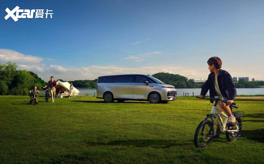 大家的MPV吉利银河V900上市限时指导价2698万元起(图5) 大家的MPV吉利银河V900上市限时指导价2698万元起(图5)